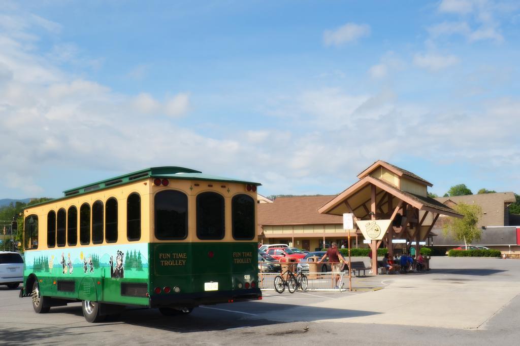 Rivergate Mountain Lodge Pigeon Forge Esterno foto